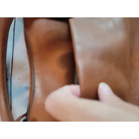 Rosetti Handbag Light Brown Western theme with embossed/stamped Faux Leather - Picture 4 of 16
